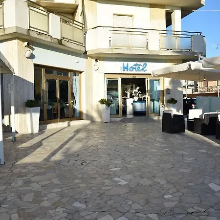 Hotel Petite Fleur 3*