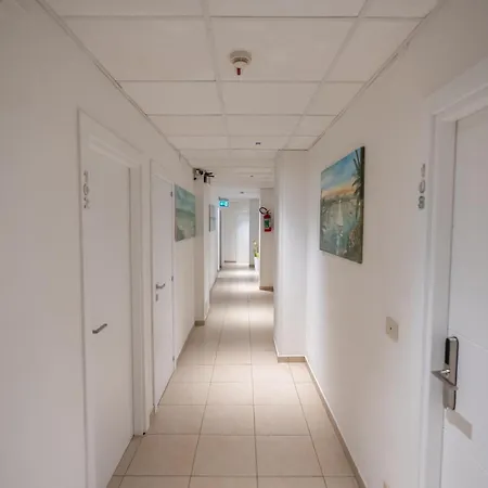 Petite Fleur Hotel