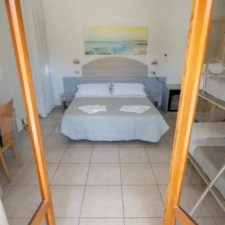 Hotel Petite Fleur Alba Adriatica