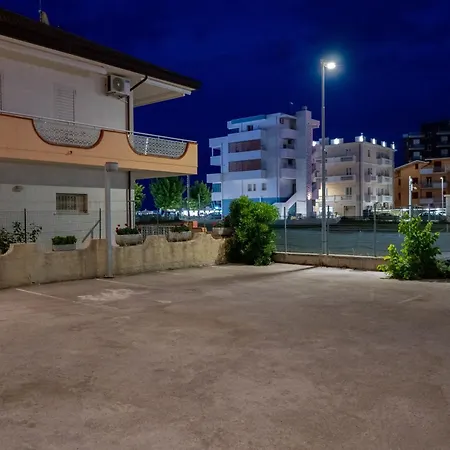 Hotel Petite Fleur 3*