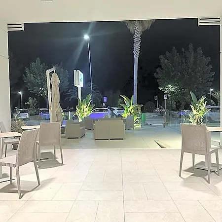 Petite Fleur 3* אלבה אדריאטיקה