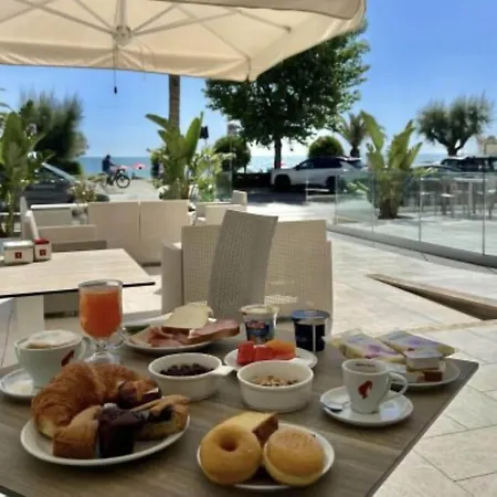 Petite Fleur Hotel Alba Adriatica